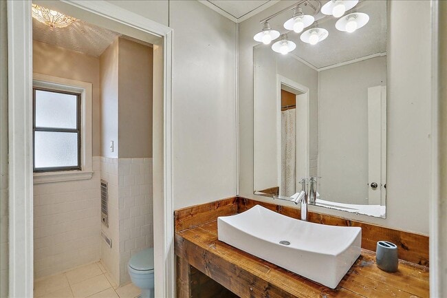 Building Photo - 5814 Canton Park Dr