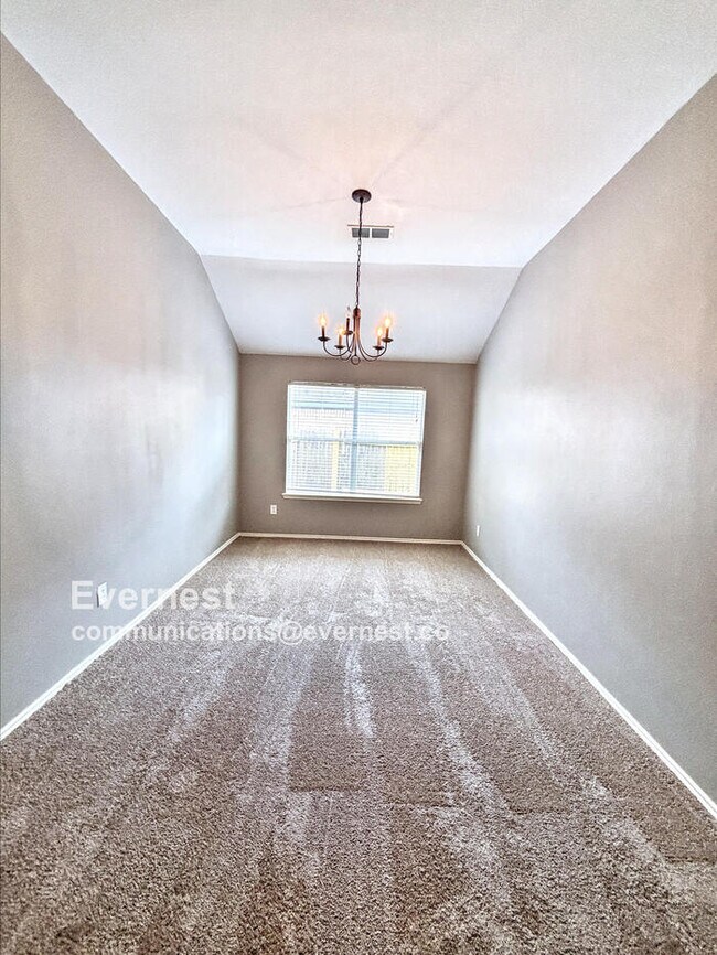 Building Photo - 24018 Blossom Crest Ln