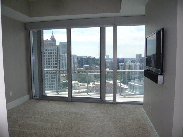 Master Bedroom - 1065 Peachtree St NE