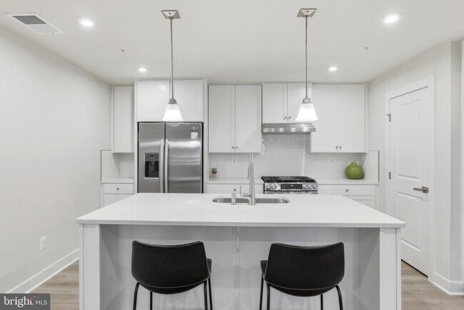 Building Photo - 4366 Black Tulip Wy