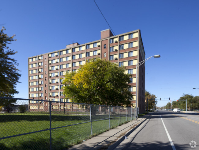 Building Photo - Lakeview Apartments