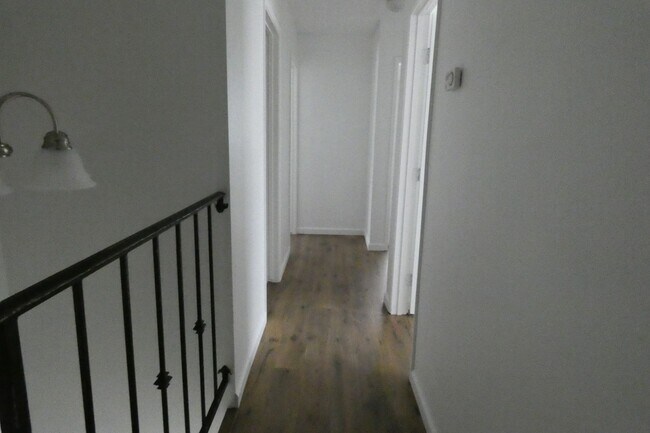 Building Photo - Condo for rent