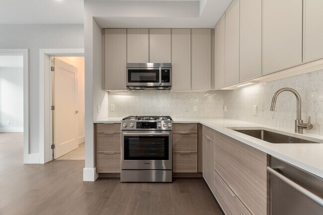 Building Photo - SEPTEMBER 1 - 1 bedroom apartment In Jamai...