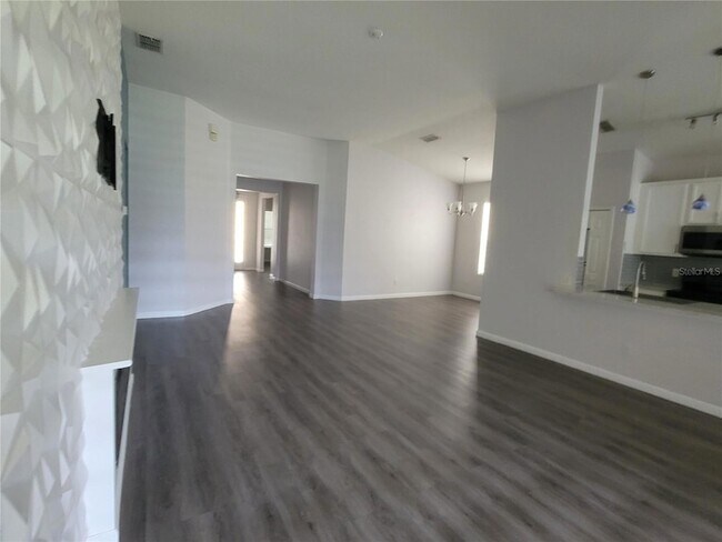 Building Photo - 2219 Granger Ave
