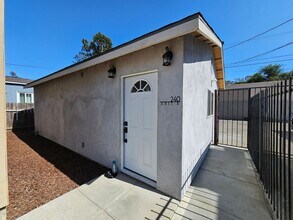 Building Photo - EE741F