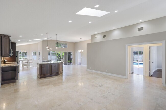 Building Photo - 7546 Ironbridge Cir