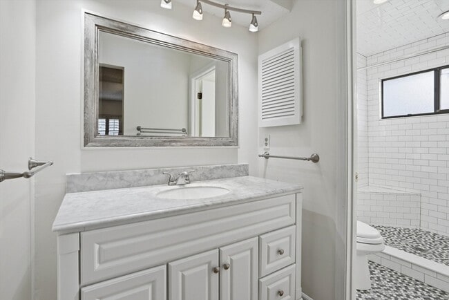 Building Photo - 212 Pheasant Run