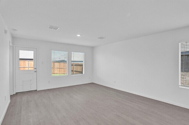 Building Photo - 2028 Sulky Ln