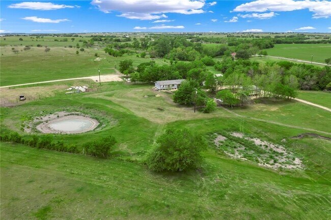 Building Photo - 2201 Cr 320
