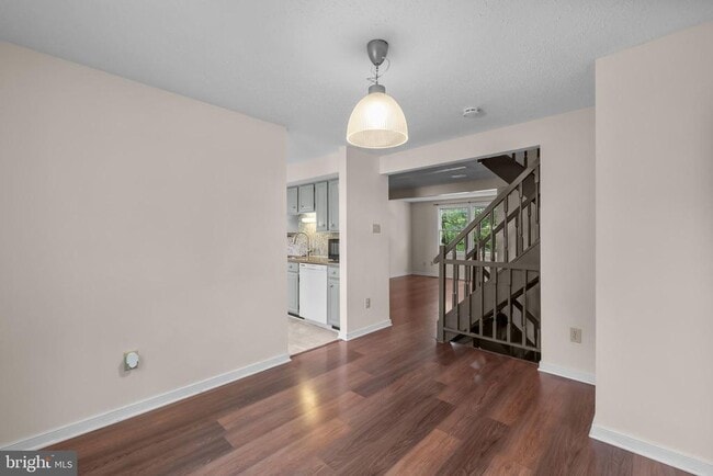 Building Photo - 6832 Heatherway Ct