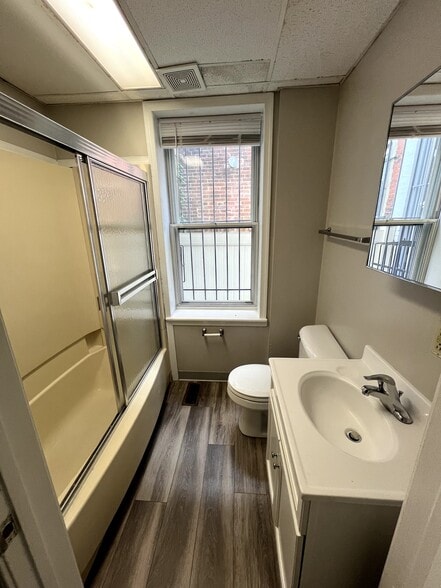 Building Photo - 4053 Sansom St
