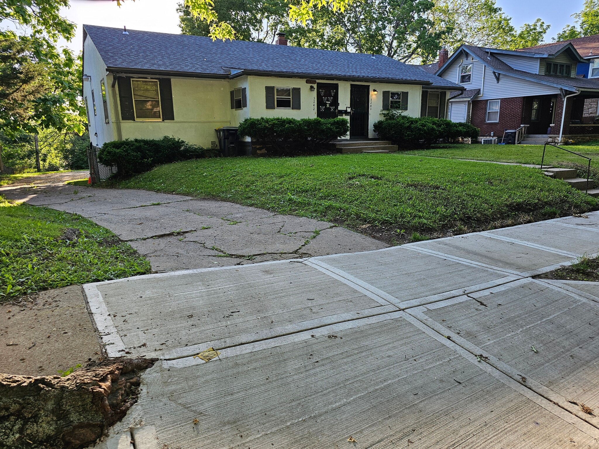 Building Photo - 5240 Highland Ave