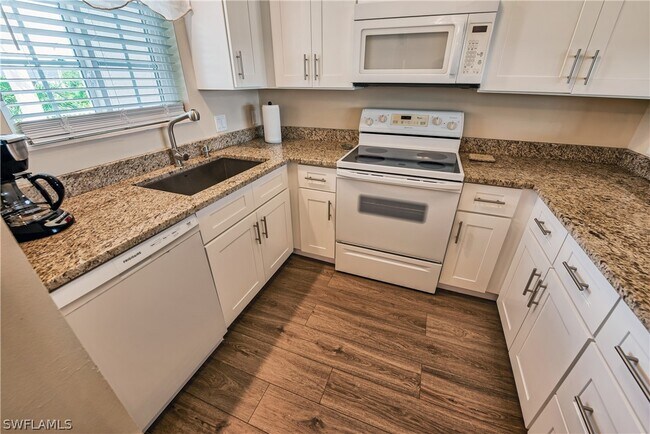 Building Photo - 333 Sunrise Cay