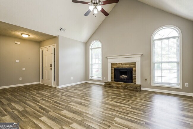 Building Photo - 130 Stoney Brook Way