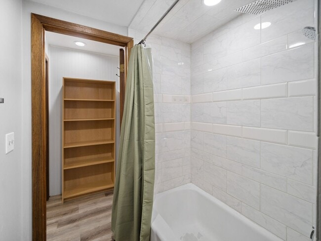 Building Photo - Cozy 2-Bed/1-Bath in Historic Browne’s Addition (Furnished)