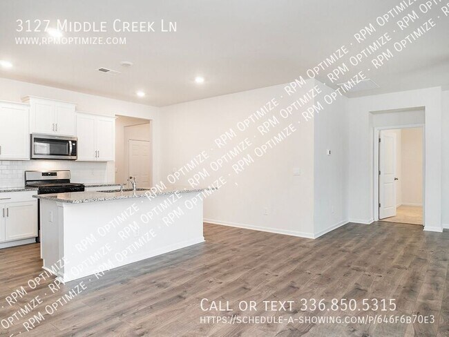 Building Photo - 3127 Middle Creek Ln