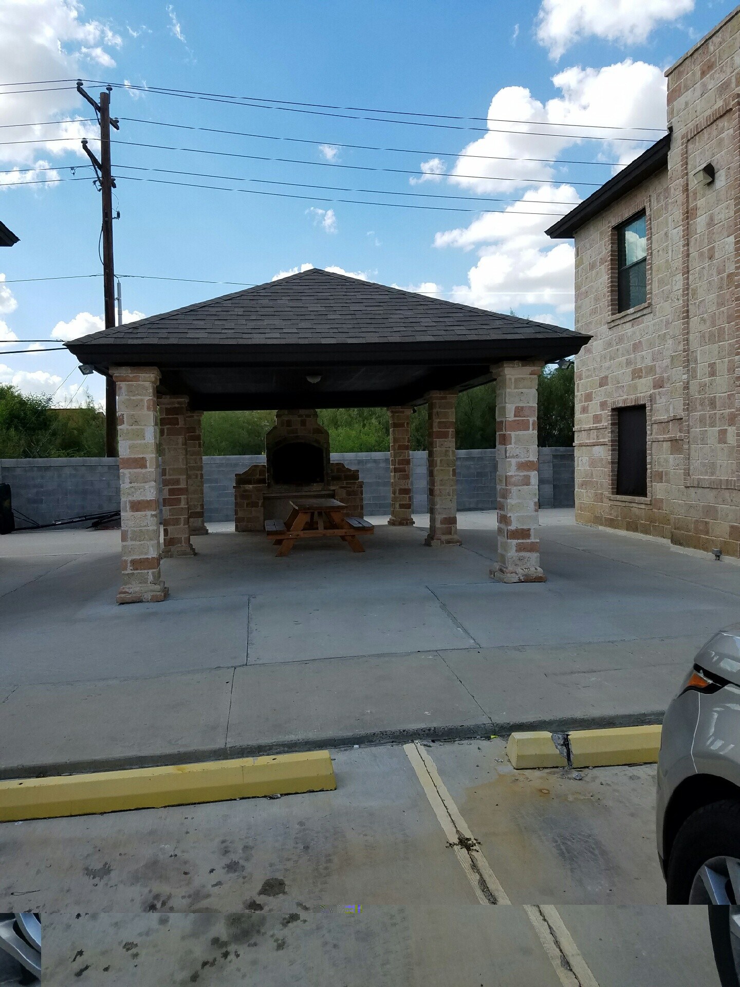 Building Photo - 7606 Rocio Dr