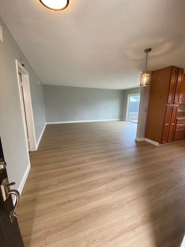 Building Photo - Updated 3 Bedroom Cypress House w/ Office ...