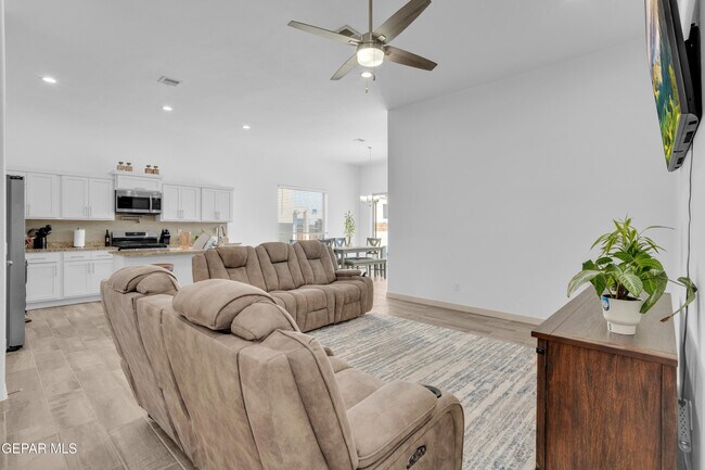 Building Photo - 12614 Amesbury Dr