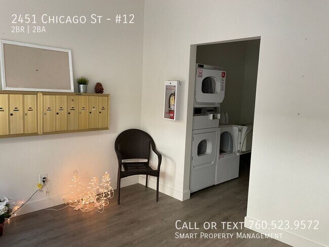 Building Photo - 2451 Chicago St