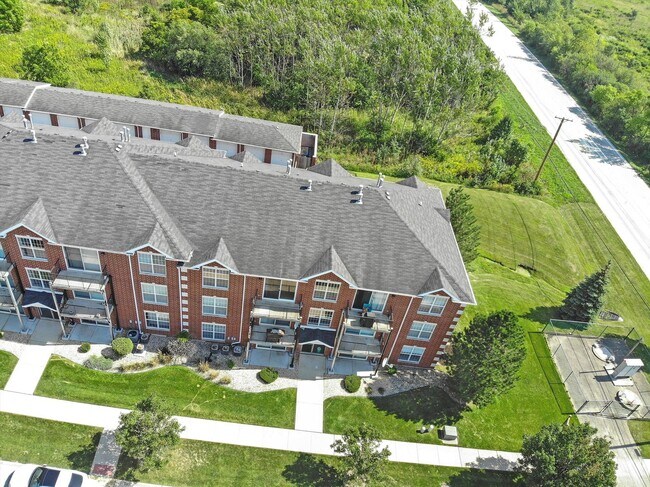 Building Photo - 16671 Liberty Cir