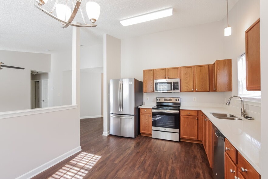 Building Photo - 4089 Counselors Dr