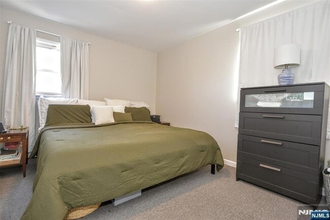 Building Photo - 200 Prospect Ave