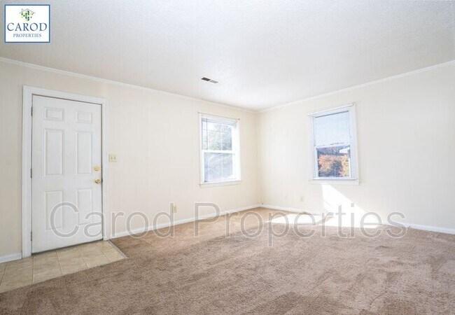 Building Photo - 847 Broad Ave