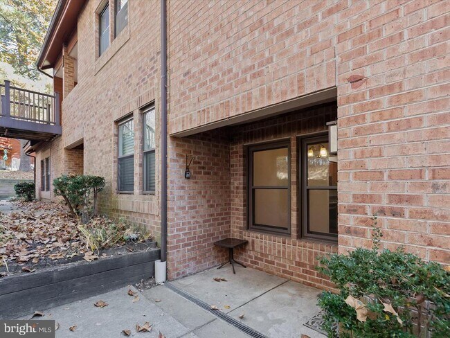 Building Photo - 7517 Weather Worn Way