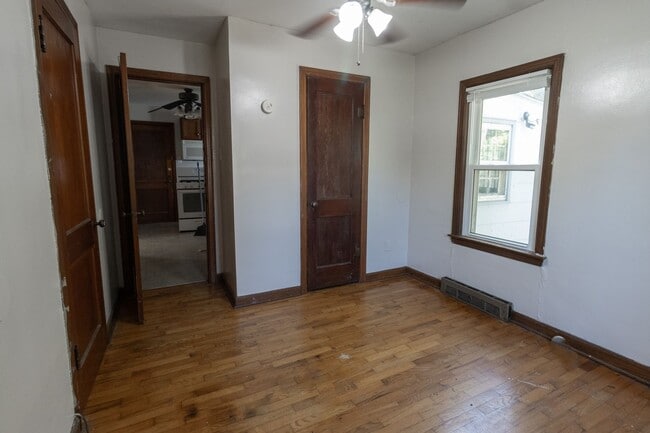 Building Photo - Charming 2 Bedroom Home in North Columbia