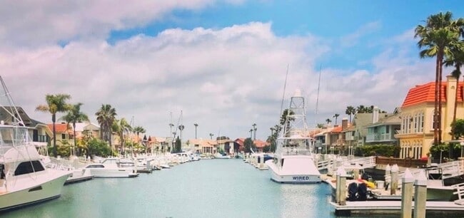 Building Photo - Single story detached home in the Coronado beach community Coronado Cays