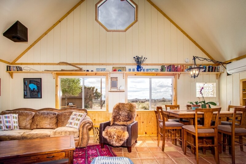 Building Photo - 5031 Tom Mix Rd