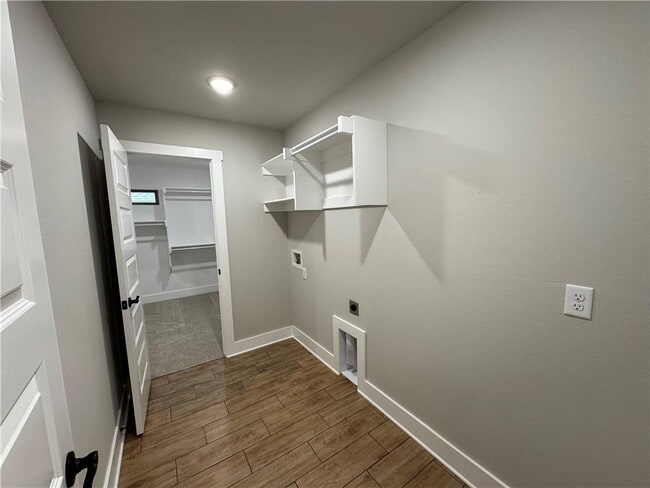 Building Photo - 4203 SW Pawhuska St