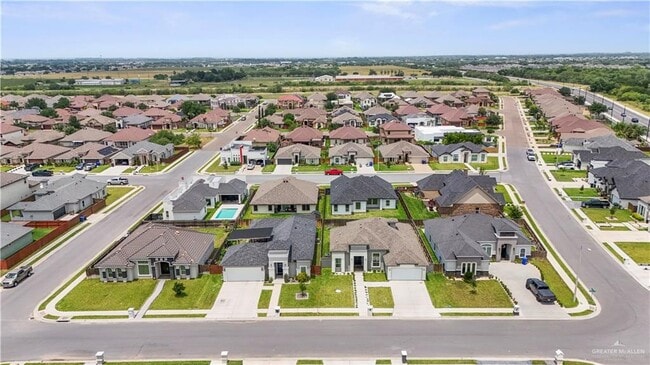 Building Photo - 28 Ozark Ave