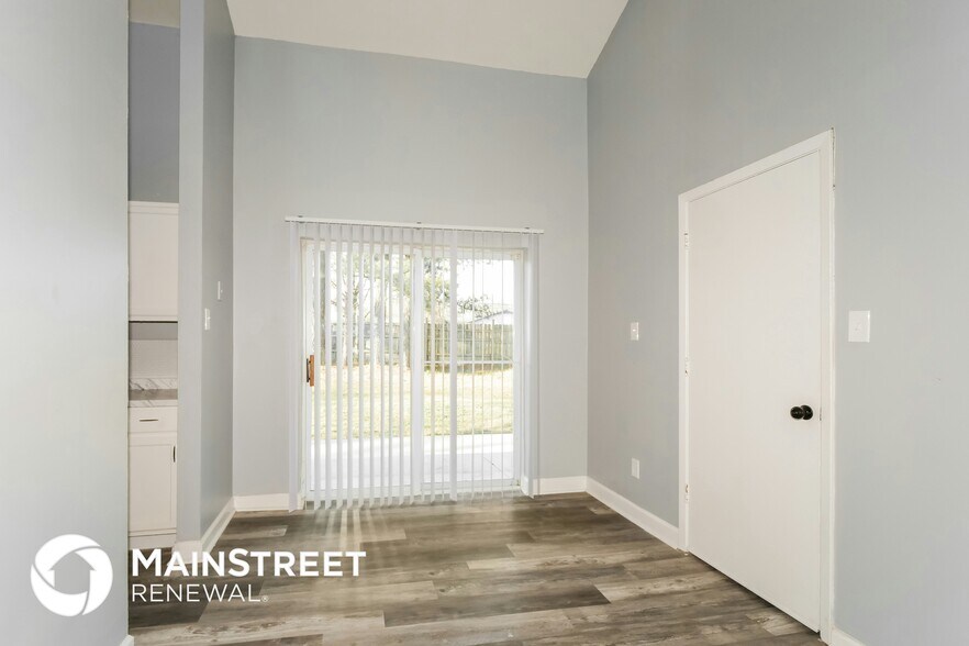 Building Photo - 3476 Meier Dr
