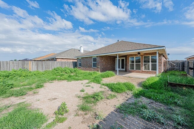 Building Photo - Property For Lease in Odessa