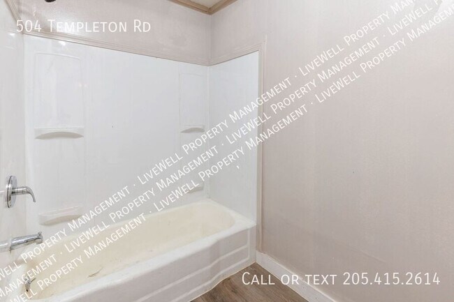 Building Photo - 504 Templeton Rd