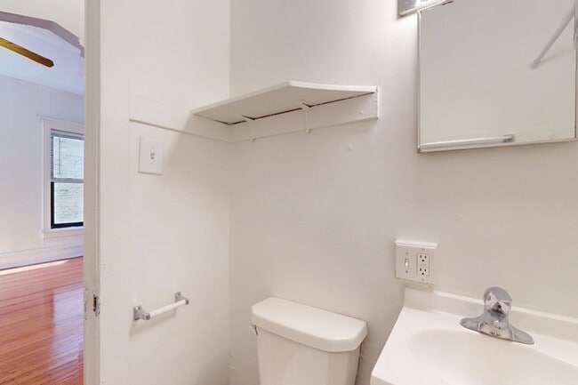 Floorplan - 5474-5480 S. Hyde Park Boulevard