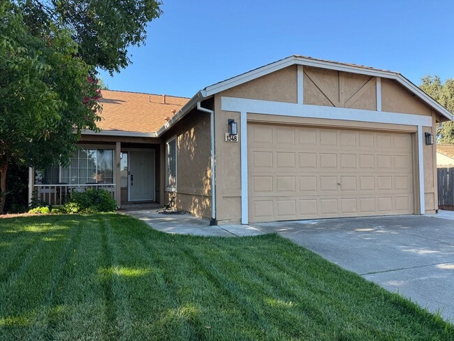 Primary Photo - Charming 3-Bedroom, 2-Bath Home with Solar...