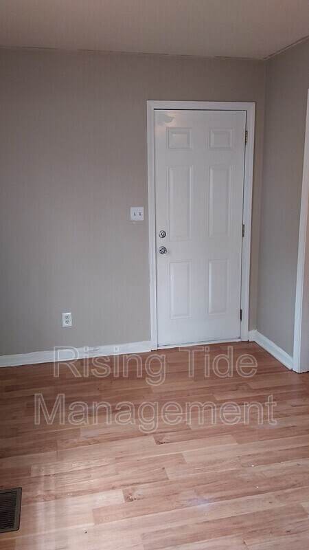 Building Photo - 5502 Mary Munger Rd