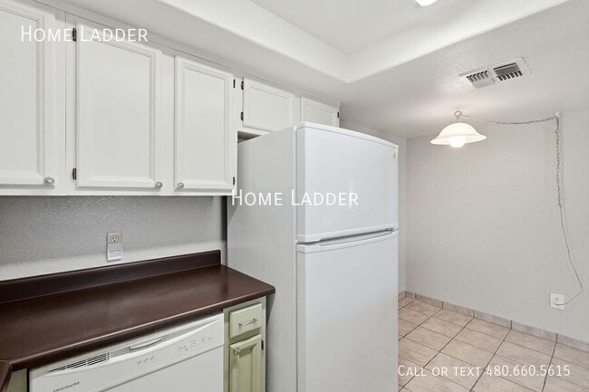 Building Photo - 3002 N 70th St