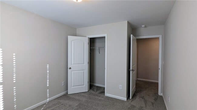 Building Photo - 405 Sonoma Ct