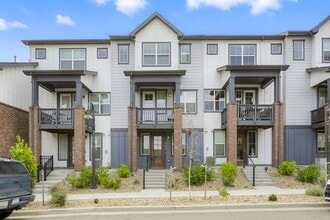 Building Photo - Modern 2-Bed, 2.5-Bath Townhome with Garage