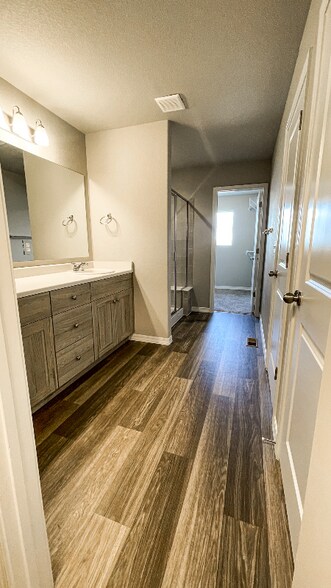 Building Photo - 7935 Shiloh Mesa Dr