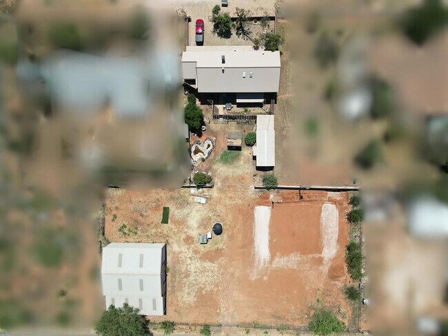 Building Photo - 2811 S County Rd 1200