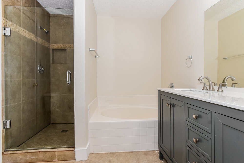 Building Photo - 2327 Graystone Dr