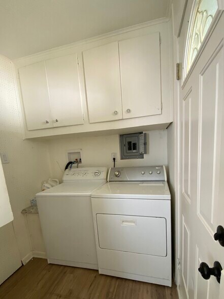 Building Photo - 184 Little Flower Ln