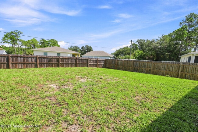 Building Photo - 2646 San Filippo Dr SE
