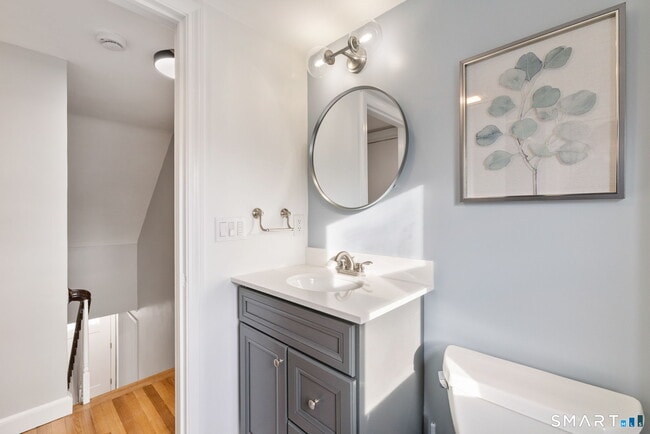 Building Photo - 103 Edgemere Ave