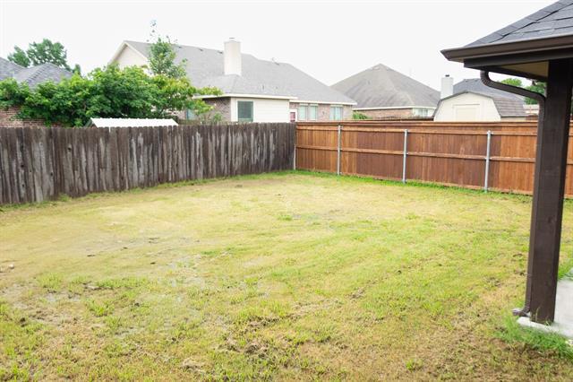 Building Photo - 103 Palomino Dr